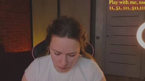 Everyday stream in the same time online show from 12.07.24
