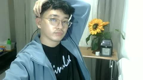 cute_enzo24 online show from 06.15.26