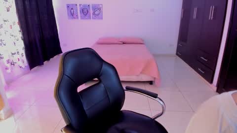 Bella Fox online show from 01.07.26