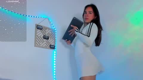 Cute horny1 online show from 03.11.25