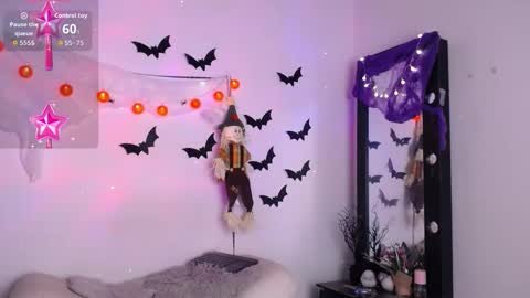 Cute horny1 online show from 10.14.25