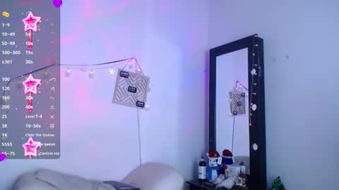 Cute horny1 online show from 11.25.25