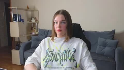 Snapshot of cute_junk chatting on 09.12.25 Kite and Jack online show from 09.12.25