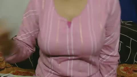 Snapshot of cute_kashmira99 chatting on 01.26.25 kashmira online show from 01.26.25