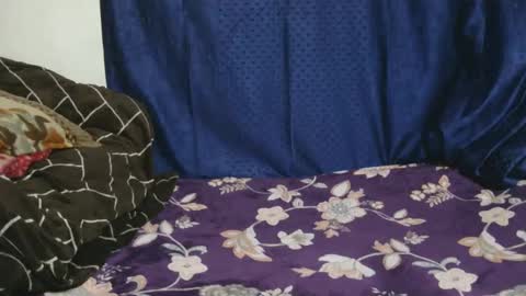 Snapshot of cute_kashmira99 chatting on 02.02.25 kashmira online show from 02.02.25