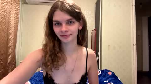 cute_kitte online show from 10.03.25