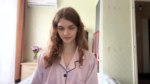 cute_kitte online show from 10.10.25