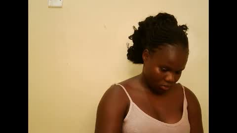 Snapshot of cute_latifah chatting on 01.18.26 cute_latifah online show from 01.18.26