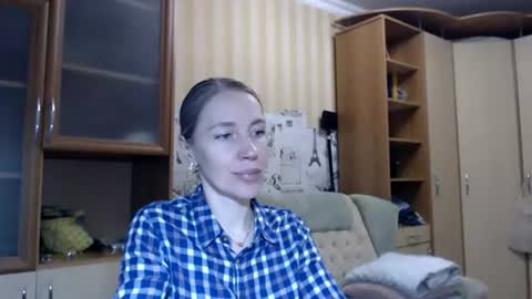 Snapshot of cute_lion_ chatting on 06.17.26 cute_lion_ online show from 06.17.26