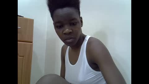 Snapshot of cute_marion chatting on 01.23.25 cute_marion online show from 01.23.25