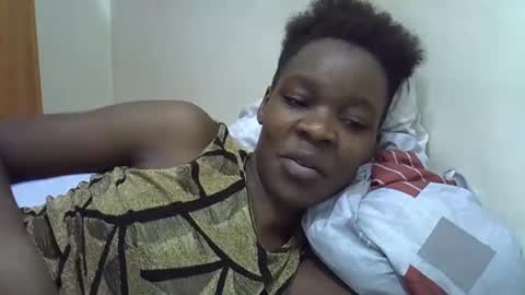 Snapshot of cute_marion chatting on 01.28.25 cute_marion online show from 01.28.25