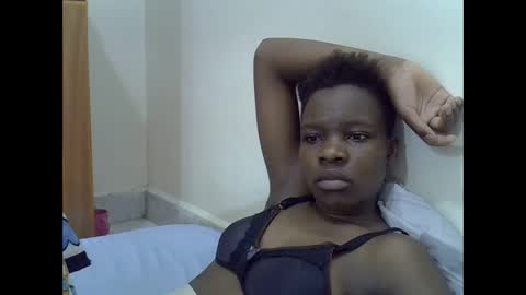 Snapshot of cute_marion chatting on 02.01.25 cute_marion online show from 02.01.25