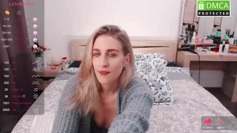 Snapshot of cute_milana chatting on 11.18.25 Milana online show from 11.18.25