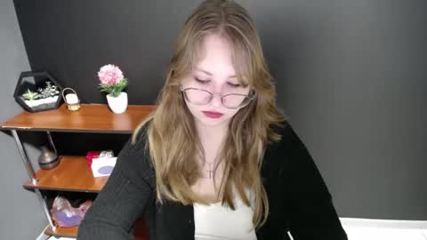 Veronica online show from 02.14.25