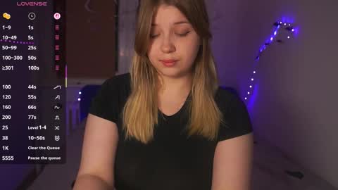 Sasha online show from 10.28.25