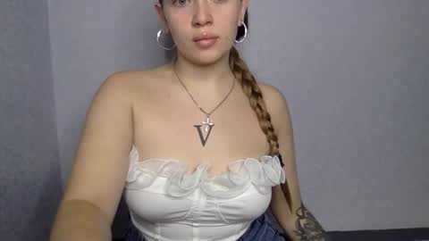 cute_shy06 online show from 11.28.25