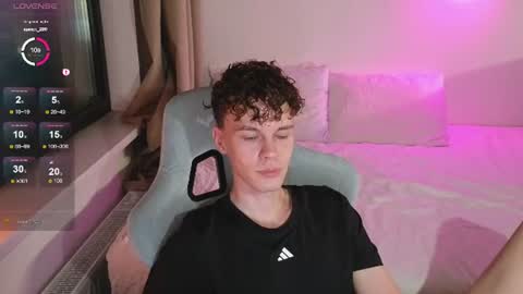 Snapshot of cute_thomas chatting on 07.21.26 Thomas - online show from 07.21.26