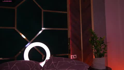 Amber online show from 01.23.25