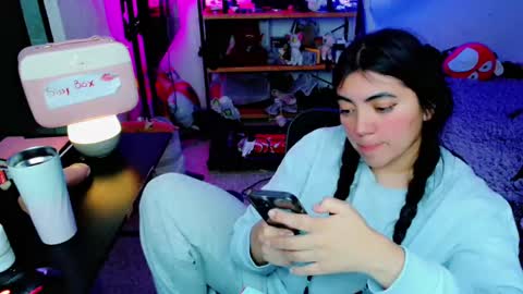 Snapshot of cuteambervi chatting on 01.16.25 Princess Amber online show from 01.16.25