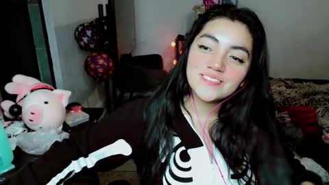 Snapshot of cuteambervi chatting on 10.31.25 Princess Amber online show from 10.31.25