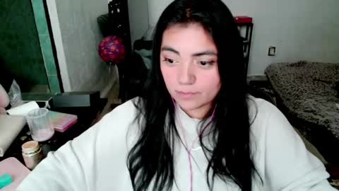 Snapshot of cuteambervi chatting on 11.12.25 Princess Amber online show from 11.12.25