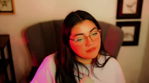 Snapshot of cuteambervi chatting on 12.18.25 Princess Amber online show from 12.18.25