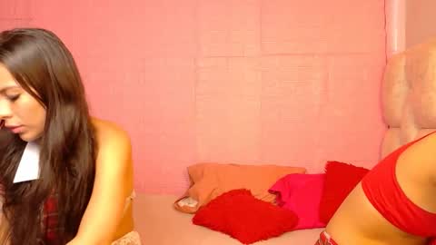 Snapshot of cuteantonella18 chatting on 11.02.25   Tip us  ask our names online show from 11.02.25