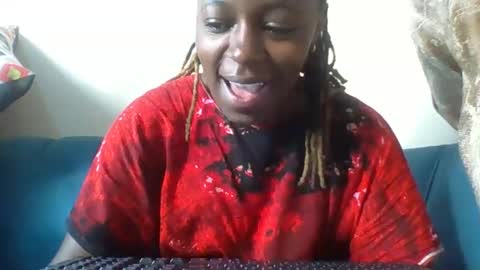 Snapshot of cuteberry87 chatting on 11.02.25 Cuteberry87 online show from 11.02.25