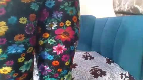 Snapshot of cuteberry87 chatting on 11.15.25 Cuteberry87 online show from 11.15.25