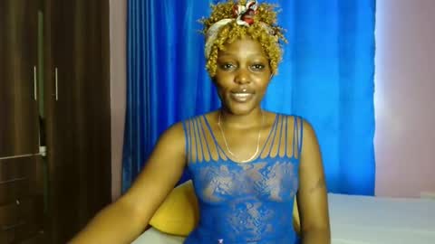 Snapshot of cutebuu chatting on 10.28.25 cutebuu online show from 10.28.25