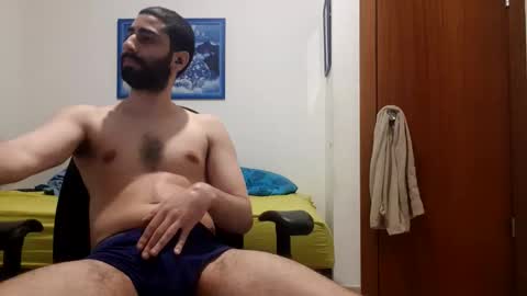 cuteguy52 online show from 04.08.26