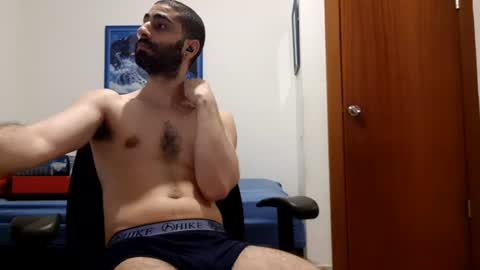 Snapshot of cuteguy52 chatting on 06.16.26 cuteguy52 online show from 06.16.26