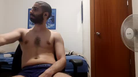 Snapshot of cuteguy52 chatting on 07.18.26 cuteguy52 online show from 07.18.26