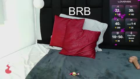 Snapshot of cutehanna1 chatting on 01.17.25 Hanna online show from 01.17.25