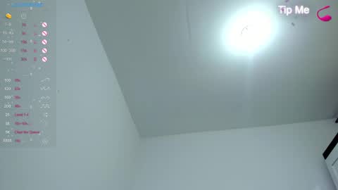 Snapshot of cutelatinax chatting on 12.24.24 cutelatinax Twtter Onlyfns online show from 12.24.24