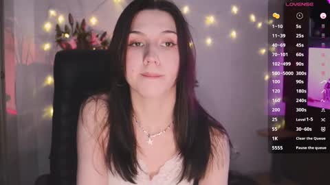 kendall online show from 11.08.25