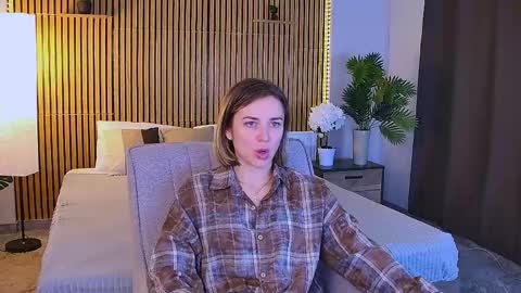 cutemirage online show from 04.18.26