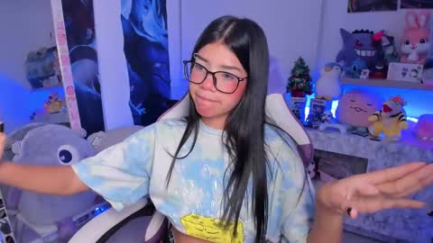  - independent model online show from 02.07.25