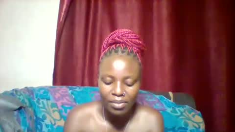 cutey_lunar online show from 02.02.25