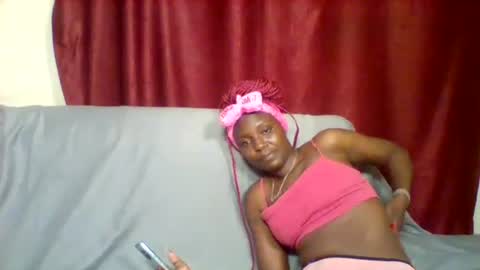 cutey_lunar online show from 02.17.25