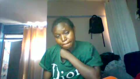 cutezola online show from 12.15.25