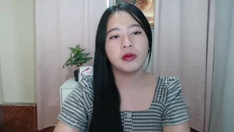 Snapshot of cutie_asianwoman chatting on 12.13.24 cutie_asianwoman online show from 12.13.24
