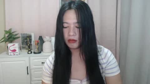 Snapshot of cutie_asianwoman chatting on 12.14.24 cutie_asianwoman online show from 12.14.24