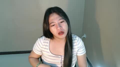 Snapshot of cutie_asianwoman chatting on 02.10.25 cutie_asianwoman online show from 02.10.25