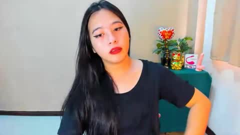 Snapshot of cutie_asianwoman chatting on 09.23.25 cutie_asianwoman online show from 09.23.25