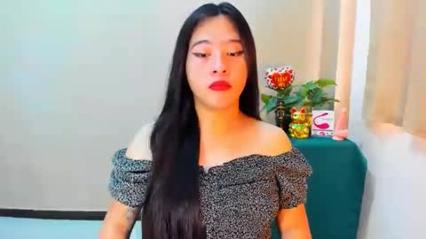 Snapshot of cutie_asianwoman chatting on 10.01.25 cutie_asianwoman online show from 10.01.25