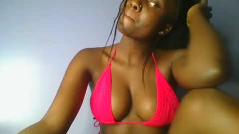 Snapshot of cutie_choco chatting on 04.04.26 cutie_choco online show from 04.04.26