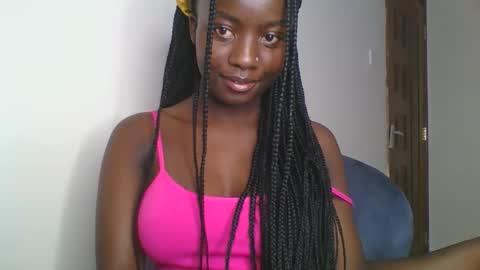 Snapshot of cutie_choco chatting on 04.14.26 cutie_choco online show from 04.14.26