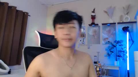 Snapshot of cutie_cumshow chatting on 01.06.26 Neil Taylor online show from 01.06.26