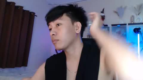 Snapshot of cutie_cumshow chatting on 01.09.26 Neil Taylor online show from 01.09.26